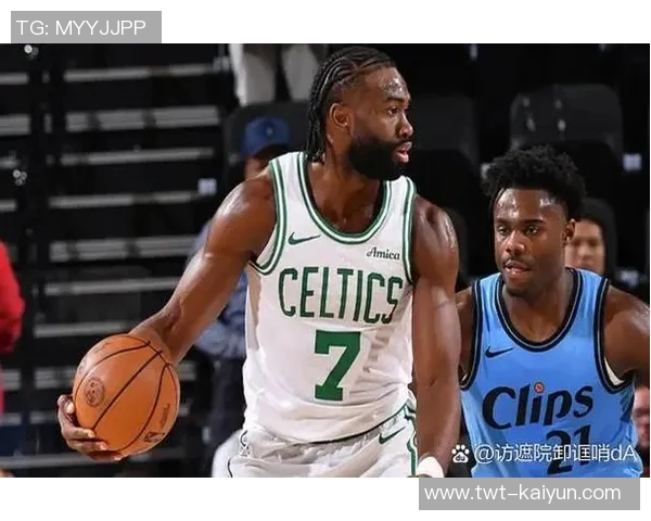 布朗33+12哈登37+7+8,凯尔特人苦战险胜快船的背后故事