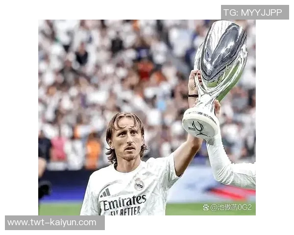 罗马诺：有人劝过莫德里奇不要去米兰，但他用热爱做出了选择